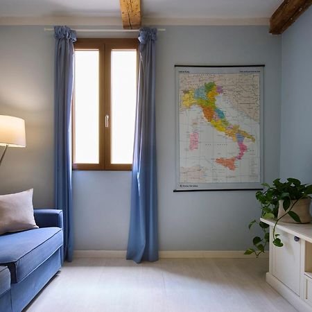 Panicale Blue Historic 1Br Stay Near Medici Chapels & Mercato Centrale Florence Extérieur photo